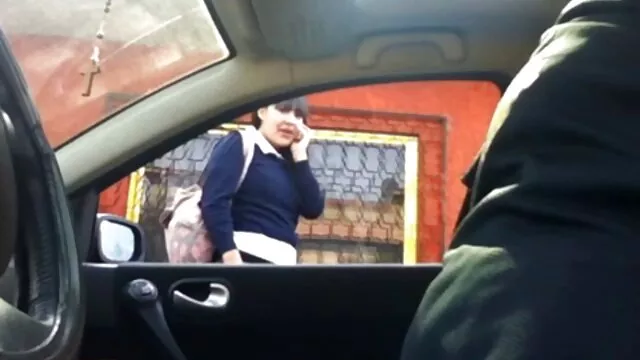 SkyrieRose adora o seu grande dildo de rabo incestos brasileiro para boca.