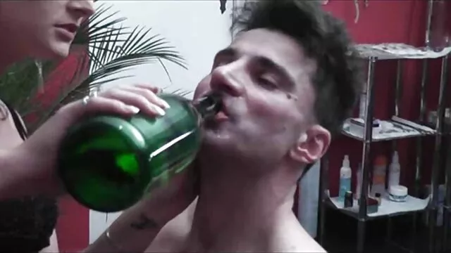 Got2Pee-peeing gostosa safada brasileira standing Compilation 001
