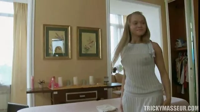 Falso sexo orgia brasileira albergue mamas naturais loira esguicha acidentalmente na pila