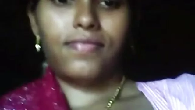 Rapariga na cadeira mulheres brasileiras transando com animais