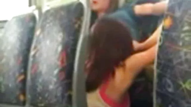 Namorada Indiana despida sexo com padrasto brasileiro e fodida