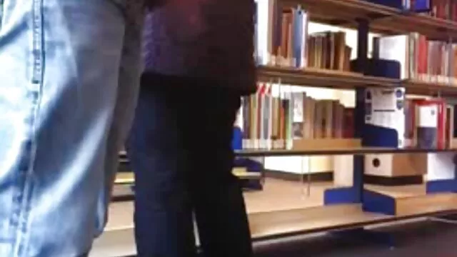 O cubo de patinagem está pronto para obedecer! vídeo sexo pornô brasileiro