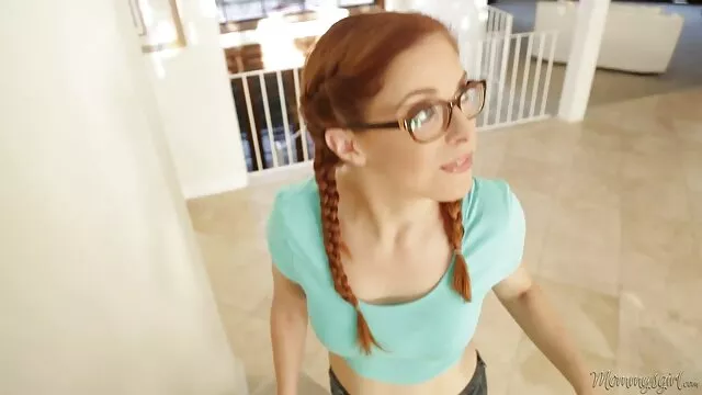 Danejones babe precisa chupar o melhor vídeo pornô brasileiro e montar seu homem