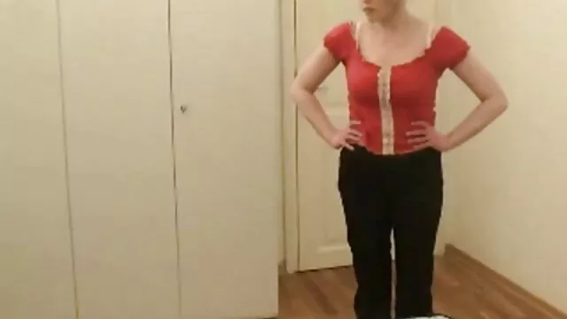 MOFOS-Boazona teen dá video pono brasileira uma queca com o namorado pela primeira vez