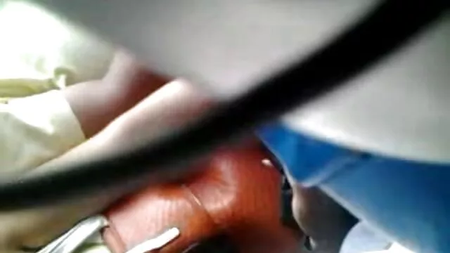 Chupa o de sexo brasileiro meu garanhão em gloryhole 4 maneiras